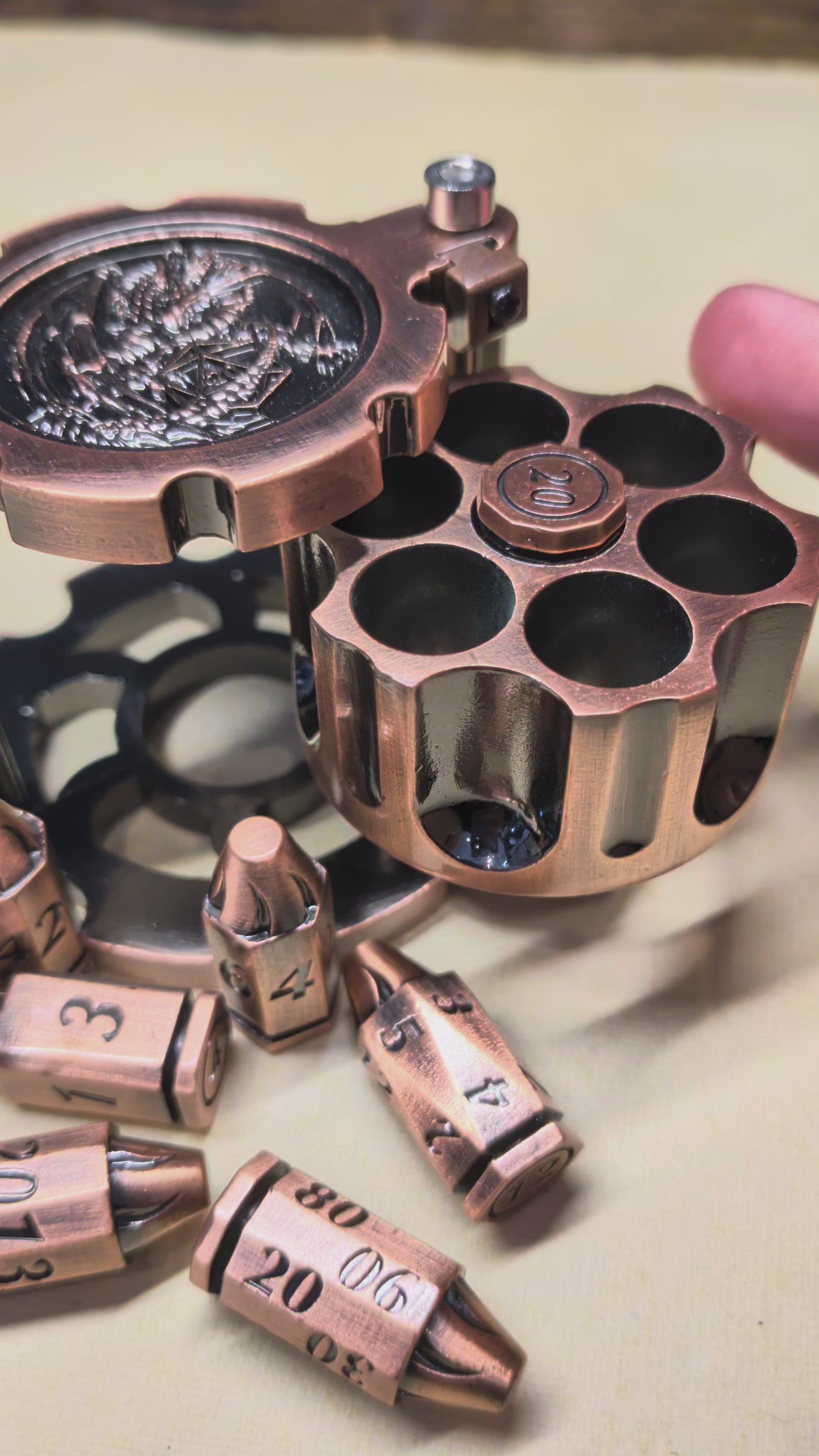 Revolver Dice Set